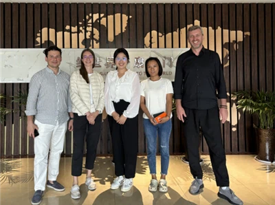 Cov tuam txhab Lavxias teb sab tebchaws, qhia cov kev txaus siab muaj zog hau...